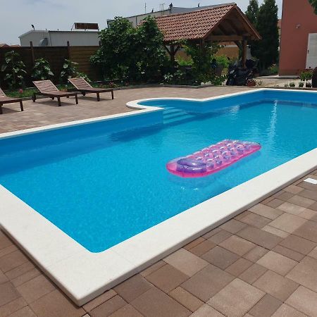Apartment Smilje Σίμπενικ Εξωτερικό φωτογραφία