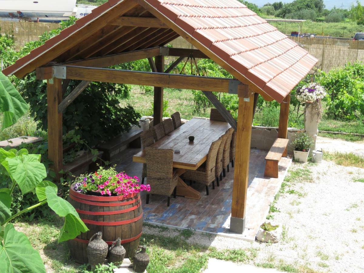 Apartment Smilje Σίμπενικ Εξωτερικό φωτογραφία
