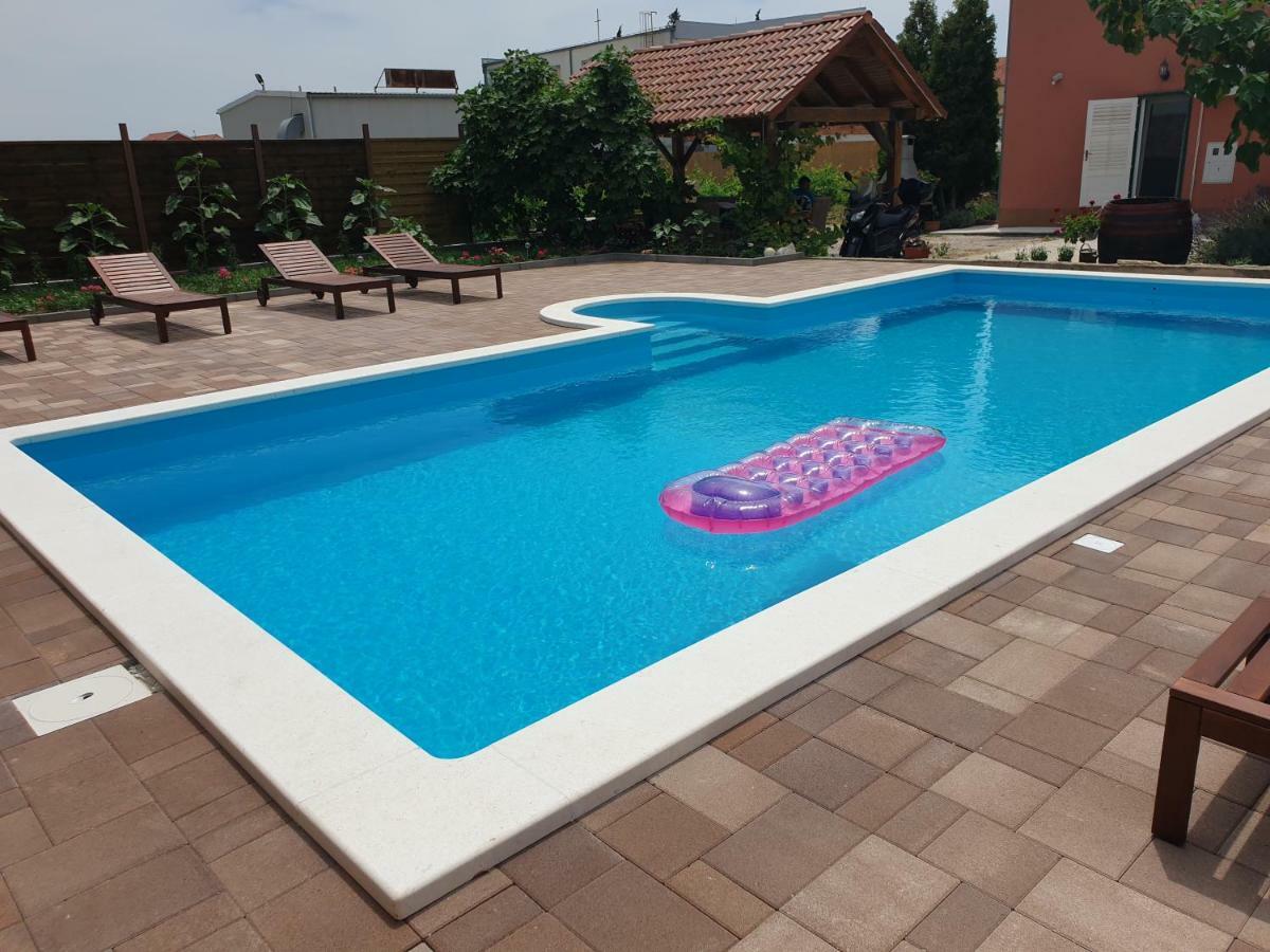 Apartment Smilje Σίμπενικ Εξωτερικό φωτογραφία