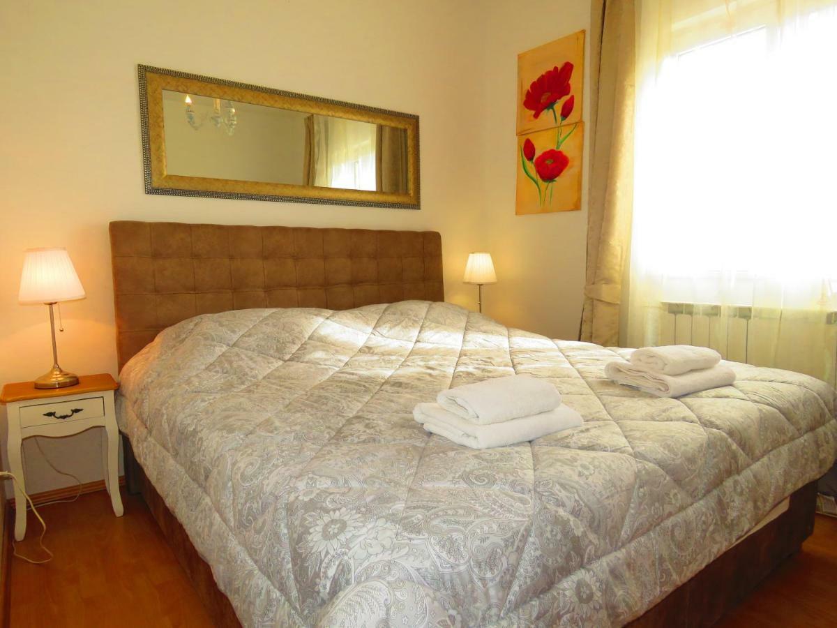 Apartment Smilje Σίμπενικ Εξωτερικό φωτογραφία