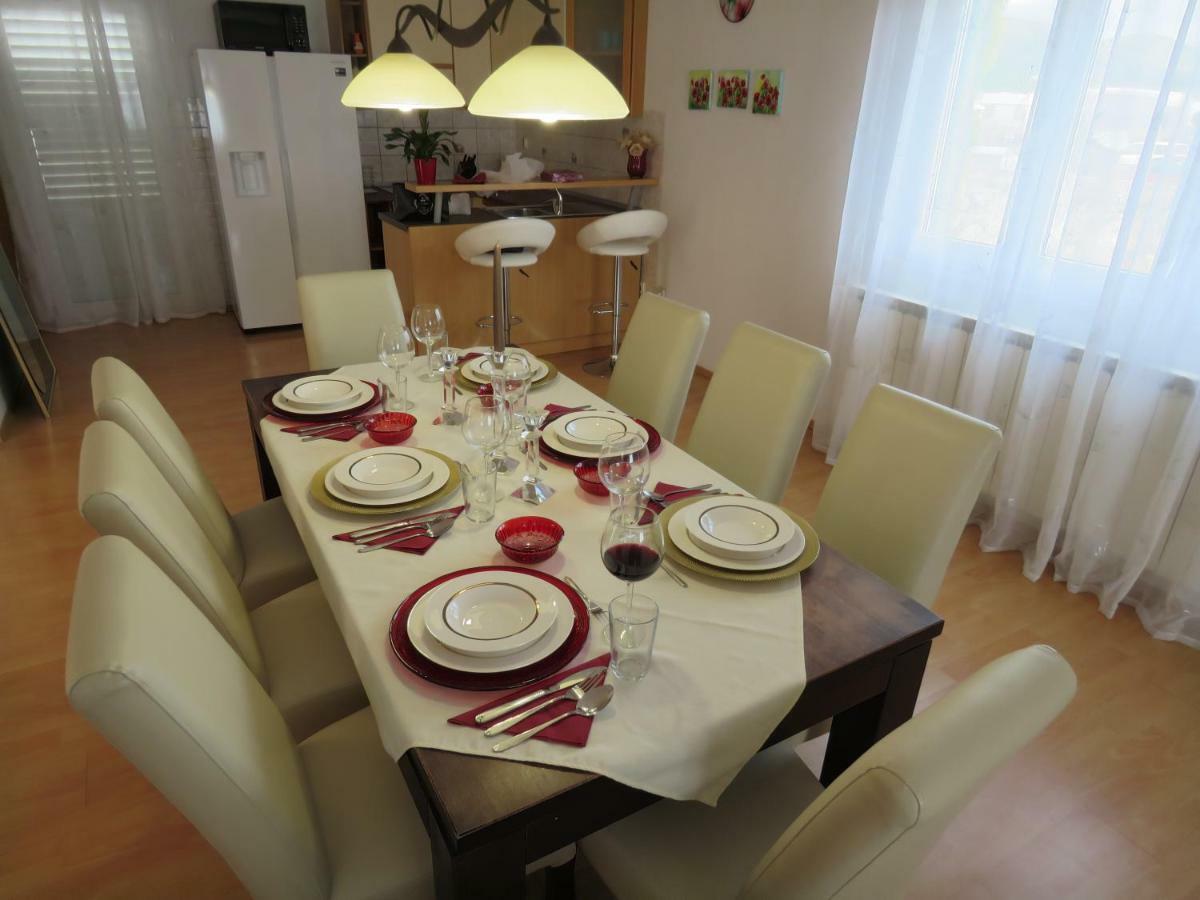 Apartment Smilje Σίμπενικ Εξωτερικό φωτογραφία